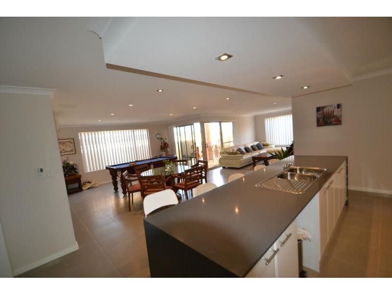 7 Portaferry Gardens, Ridgewood WA 6030