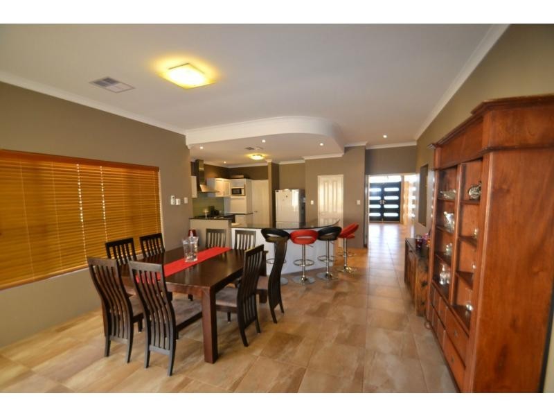 62 Galileo Avenue, Tapping WA 6065