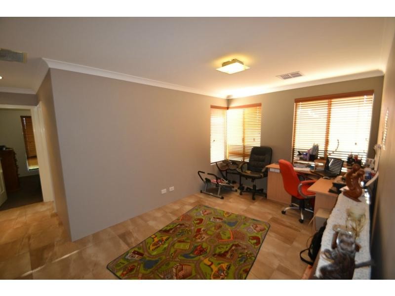 62 Galileo Avenue, Tapping WA 6065