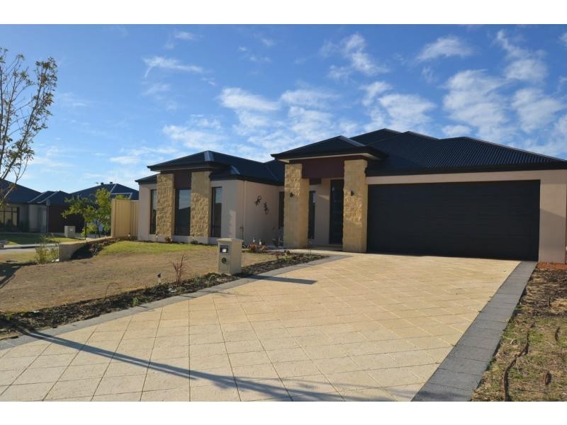 62 Galileo Avenue, Tapping WA 6065