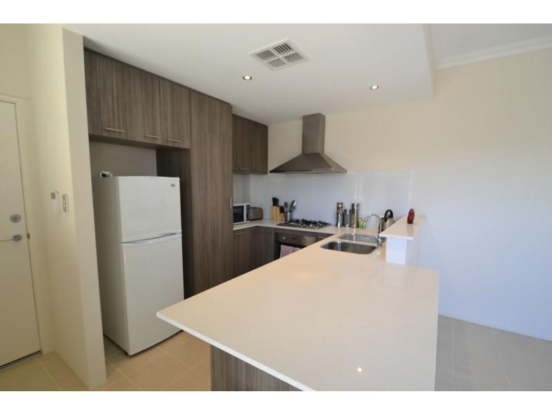 10 B Echo Way, Butler WA 6036