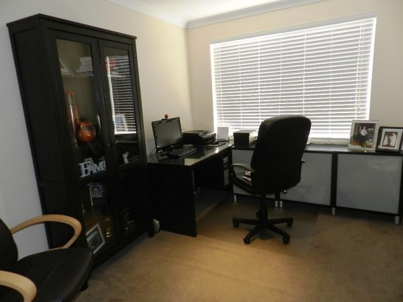 8 Hewlett Turn, Tapping WA 6065