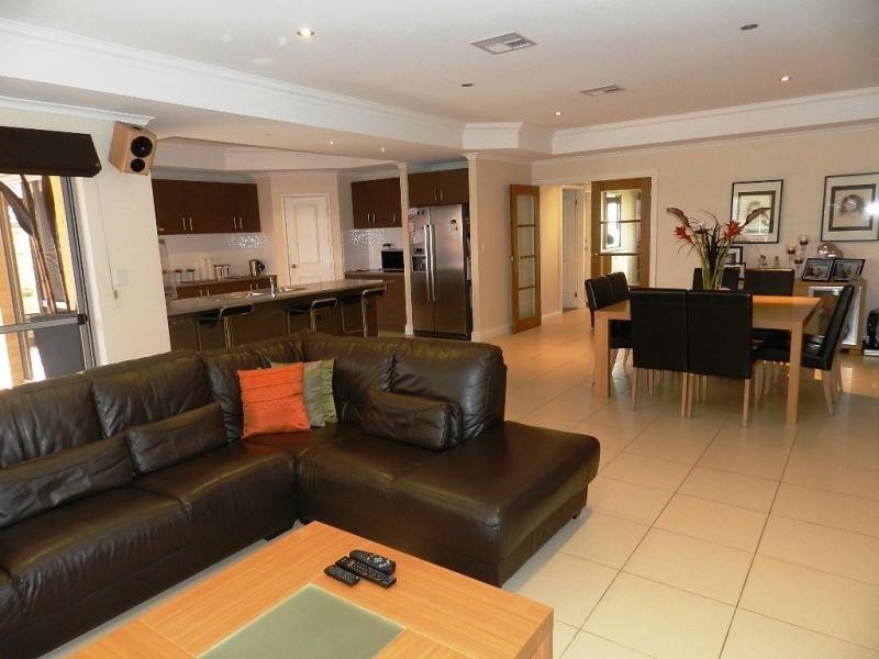 8 Hewlett Turn, Tapping WA 6065