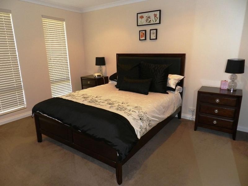 8 Hewlett Turn, Tapping WA 6065