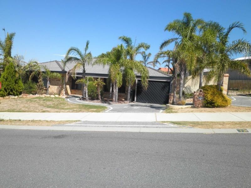 12 Renshaw Boulevard, Clarkson WA 6030