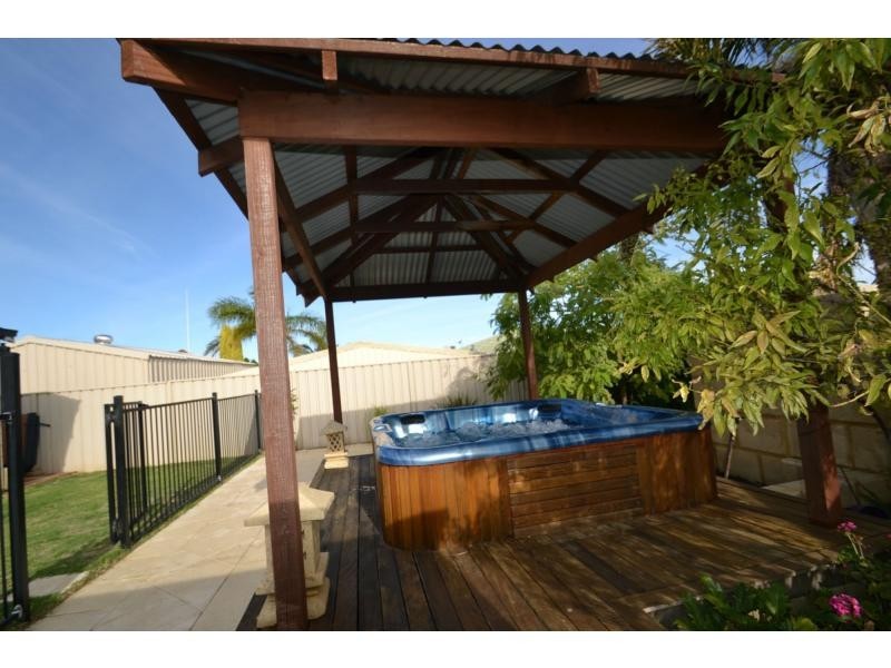 21 Prudhoe Mews, Ridgewood WA 6030