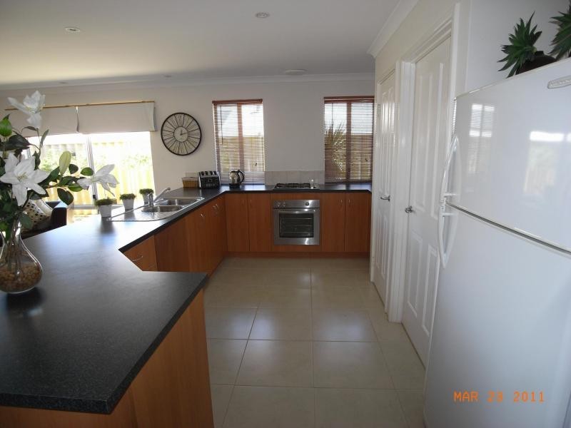 4 Agasse Way, Tapping WA 6065