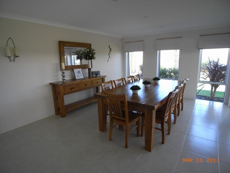 4 Agasse Way, Tapping WA 6065