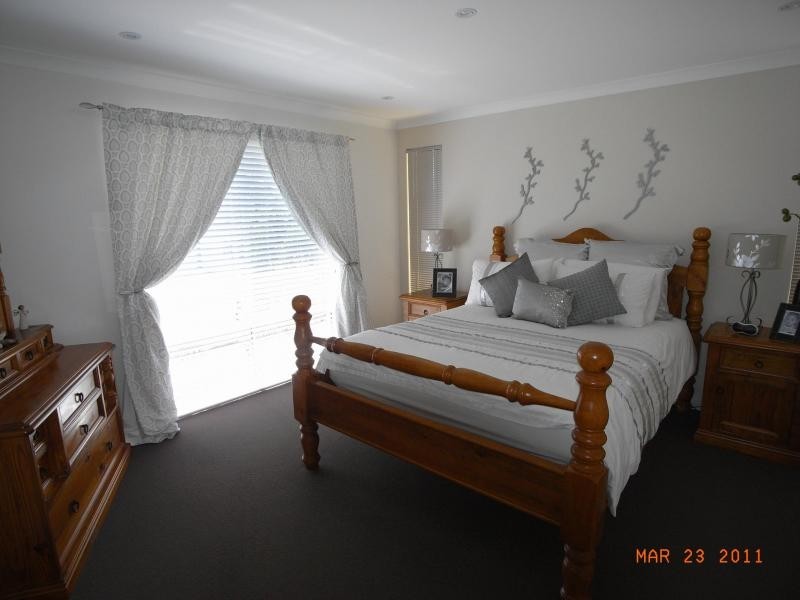 4 Agasse Way, Tapping WA 6065