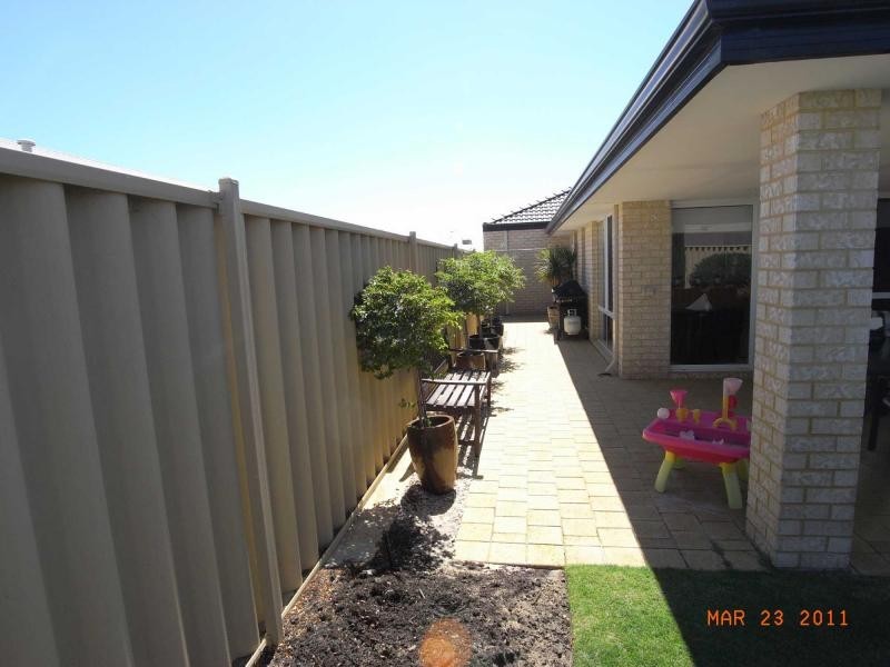 4 Agasse Way, Tapping WA 6065