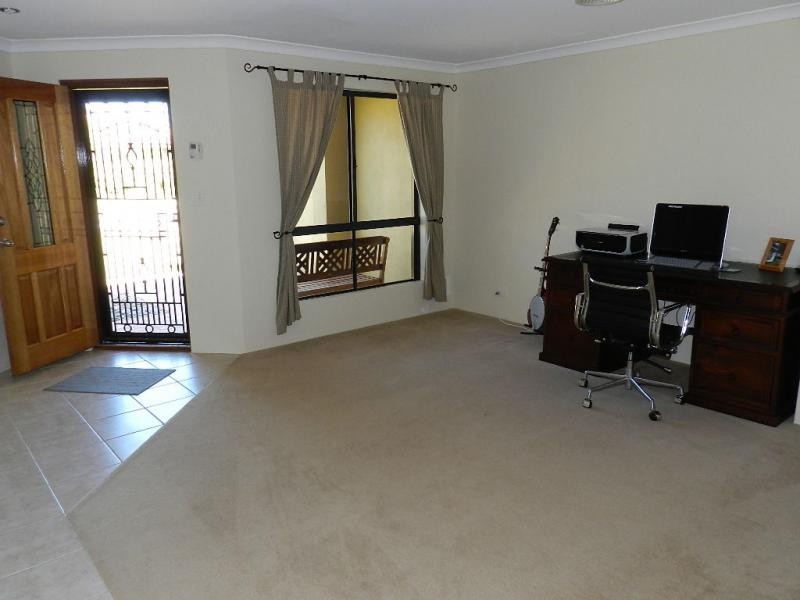 52 Tandara Fairway, Tapping WA 6065