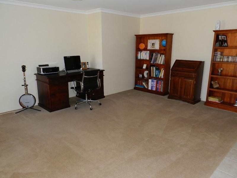 52 Tandara Fairway, Tapping WA 6065