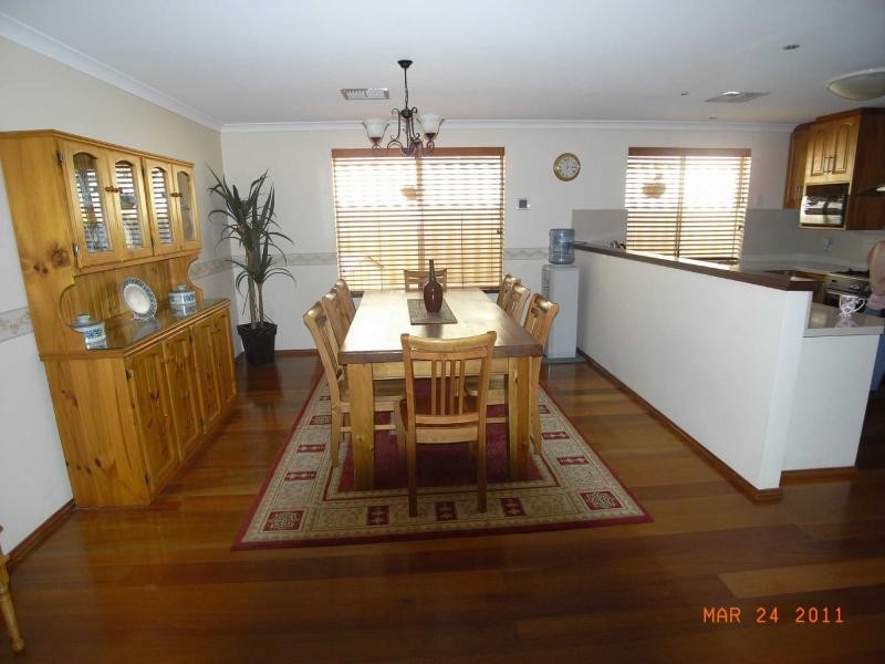 15 Greenock Gardens, Kinross WA 6028