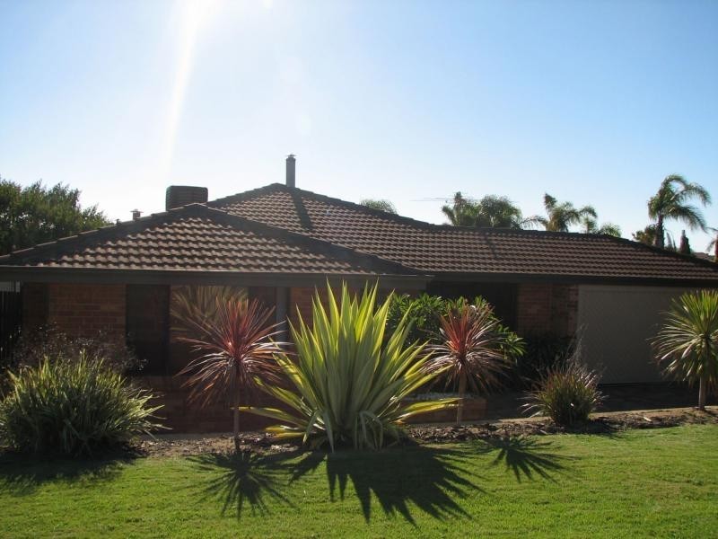 37 Hyland Crescent, Clarkson WA 6030