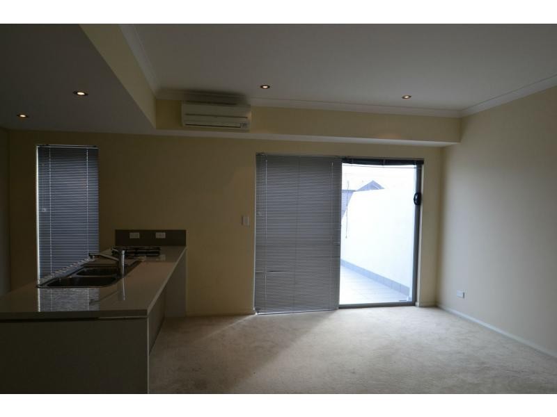 31 Ladera Drive, Clarkson WA 6030