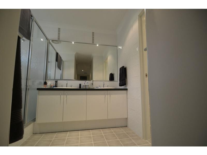 98 Hellfire Drive, Darch WA 6065