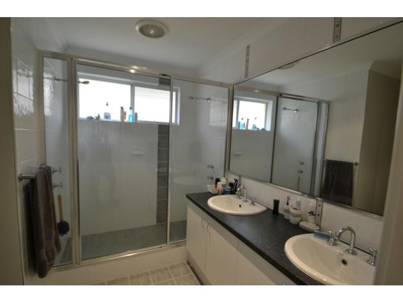 98 Hellfire Drive, Darch WA 6065