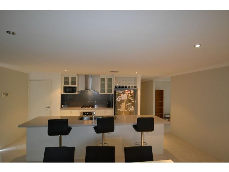 98 Hellfire Drive, Darch WA 6065