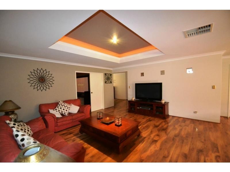 84 Camborne Parkway, Butler WA 6036