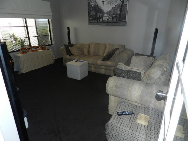 33 Collanda Circuit, Carramar WA 6031