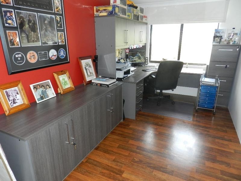 33 Collanda Circuit, Carramar WA 6031