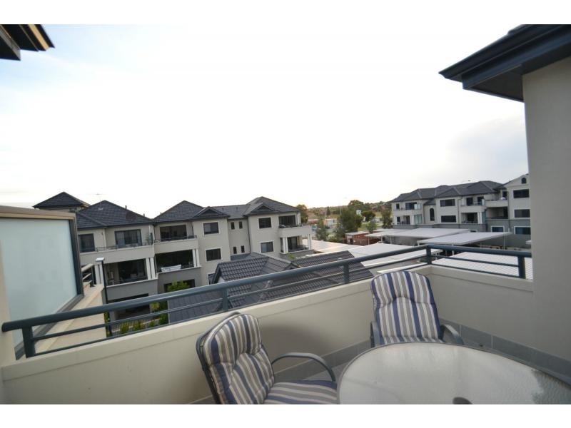 65/1 Sunlander Drive, Currambine WA 6028