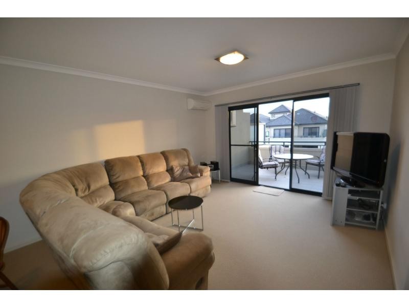 65/1 Sunlander Drive, Currambine WA 6028