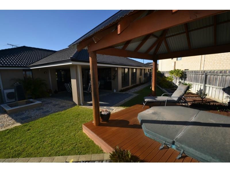 50 Dumaresq Loop, Quinns Rocks WA 6030