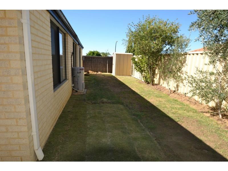 64 Marchwood Boulevard, Butler WA 6036