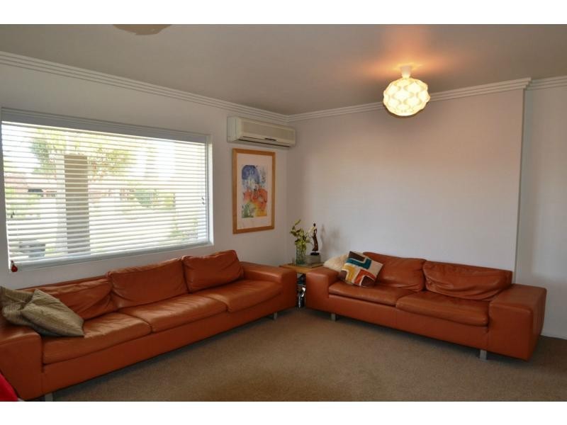 8 Celtic Place, Kallaroo WA 6025