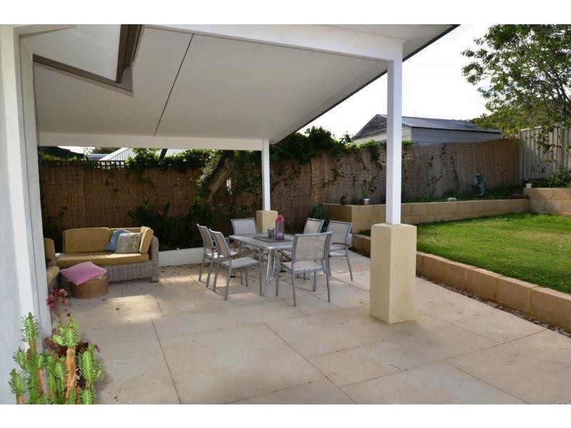 8 Celtic Place, Kallaroo WA 6025