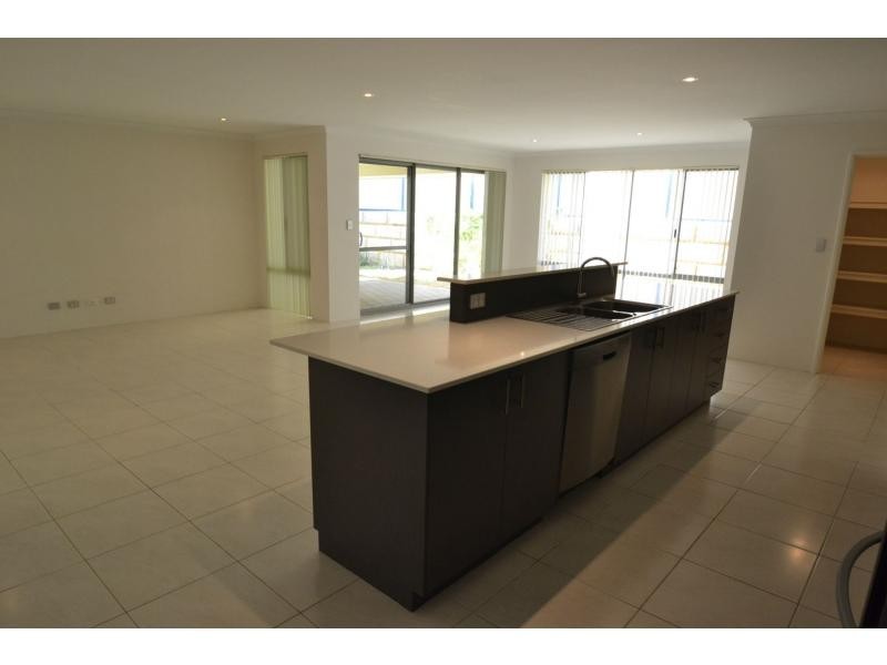 71 Spring Hill, Tapping WA 6065