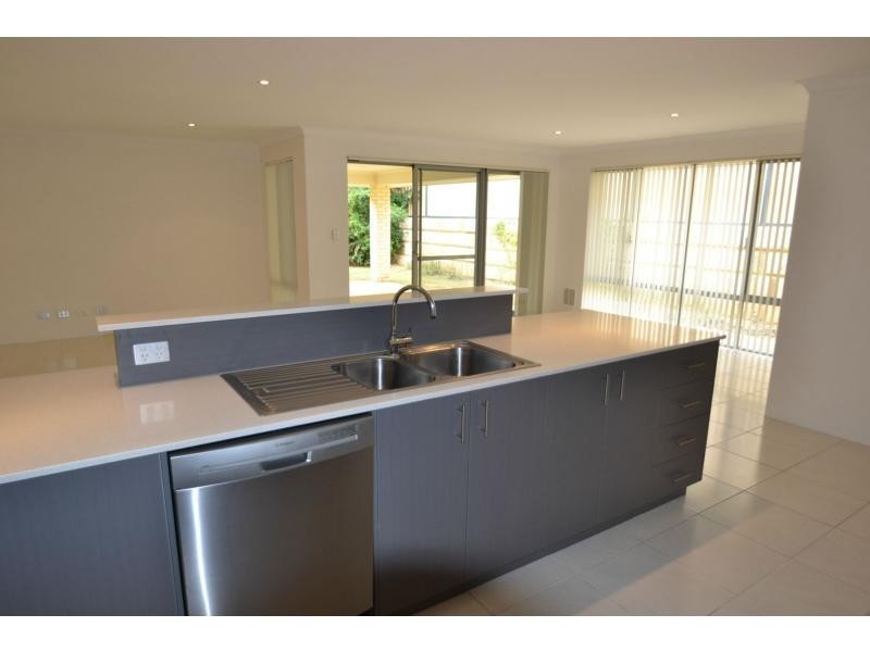 71 Spring Hill, Tapping WA 6065