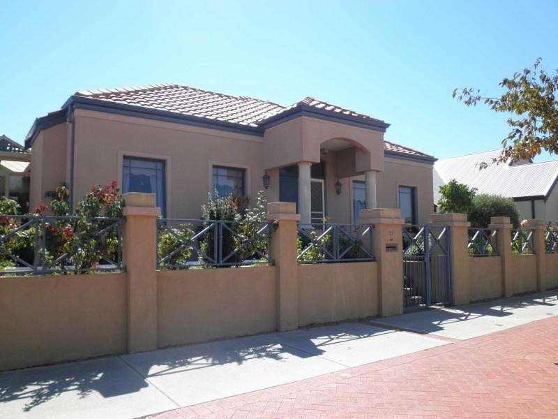 21 Nottinghill Street East, Joondalup WA 6027