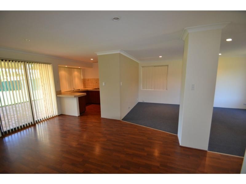 4 Woodbridge Mews, Beldon WA 6027