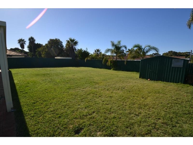 4 Woodbridge Mews, Beldon WA 6027