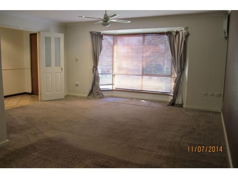 2 Manapouri Meander, Joondalup WA 6027