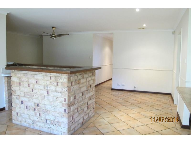 2 Manapouri Meander, Joondalup WA 6027