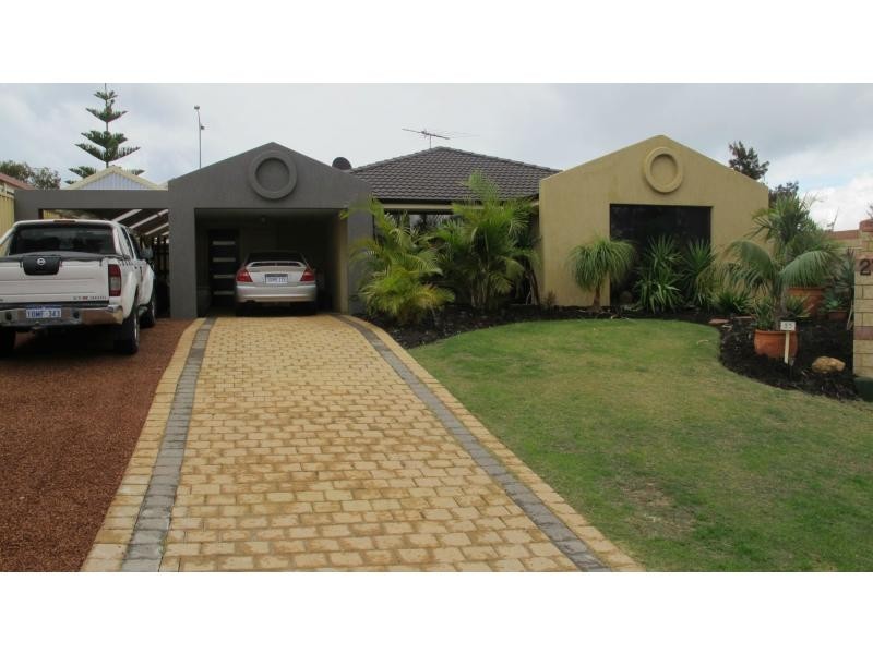 27 Brunel Court, Currambine WA 6028