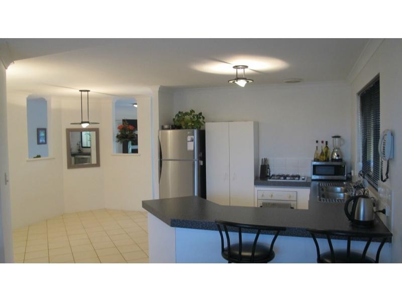 27 Brunel Court, Currambine WA 6028