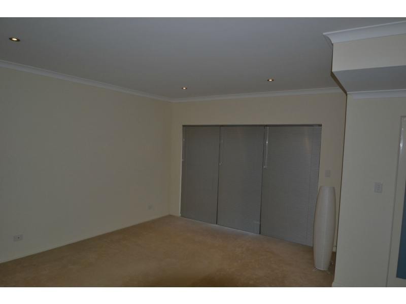 45 Gaudi Way, Clarkson WA 6030