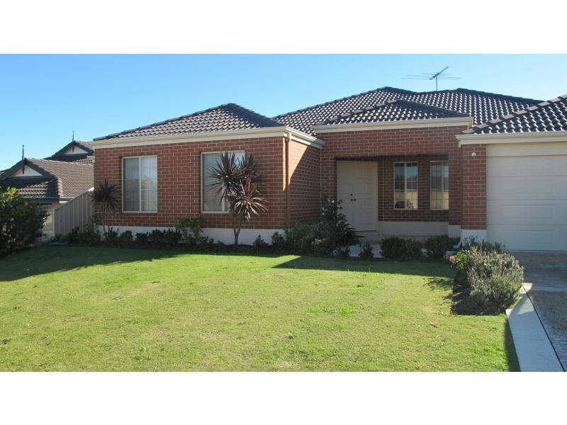 69 Brighlands Crescent, Carramar WA 6031