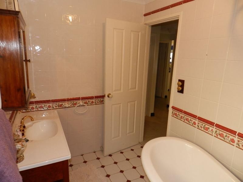 4 Seurat Loop, Ashby WA 6065