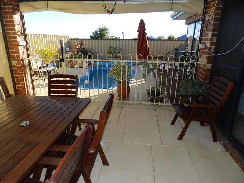 4 Seurat Loop, Ashby WA 6065