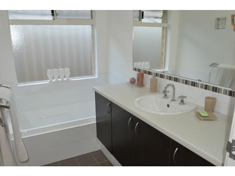 25 Dania Way, Butler WA 6036