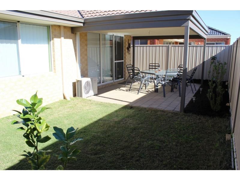 25 Dania Way, Butler WA 6036