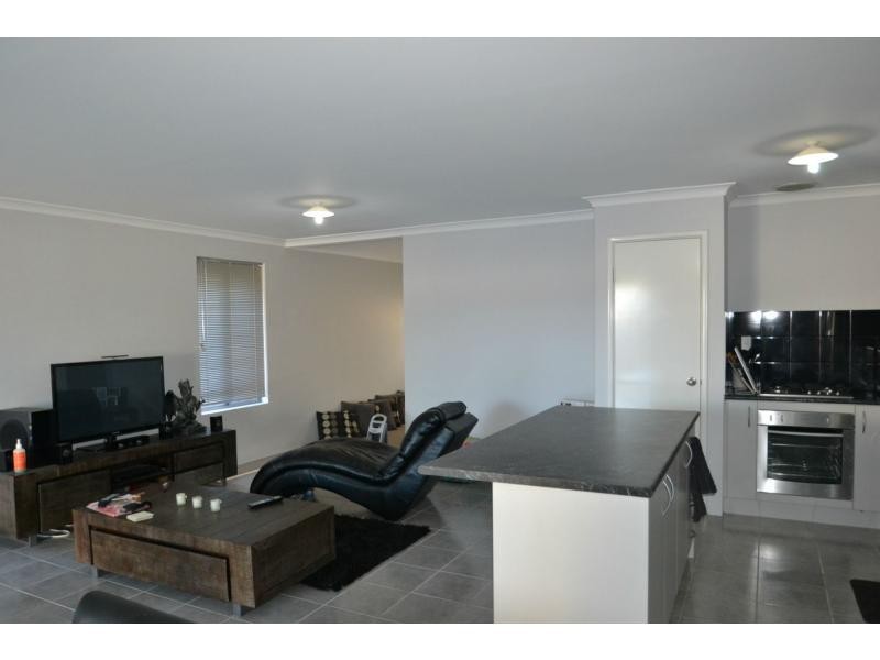 25b Willoughby Retreat, Clarkson WA 6030