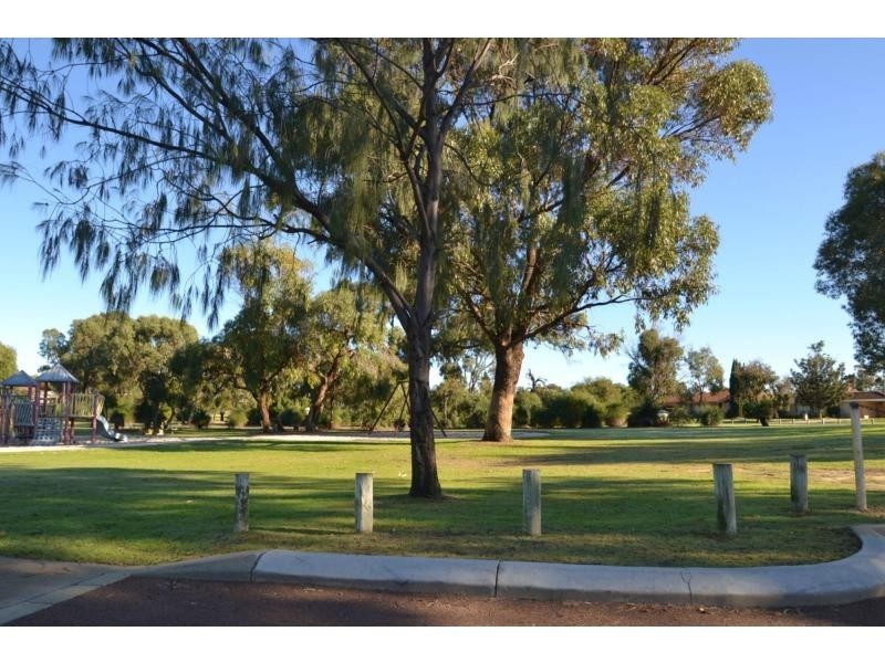 25b Willoughby Retreat, Clarkson WA 6030