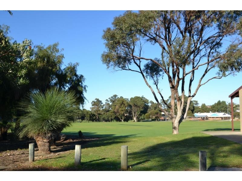 25b Willoughby Retreat, Clarkson WA 6030