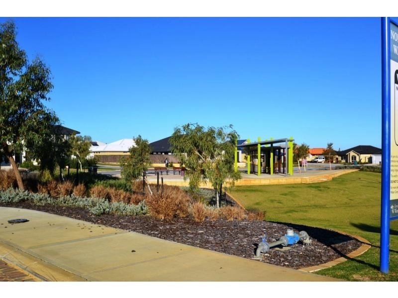 6 Mallow Link, Butler WA 6036